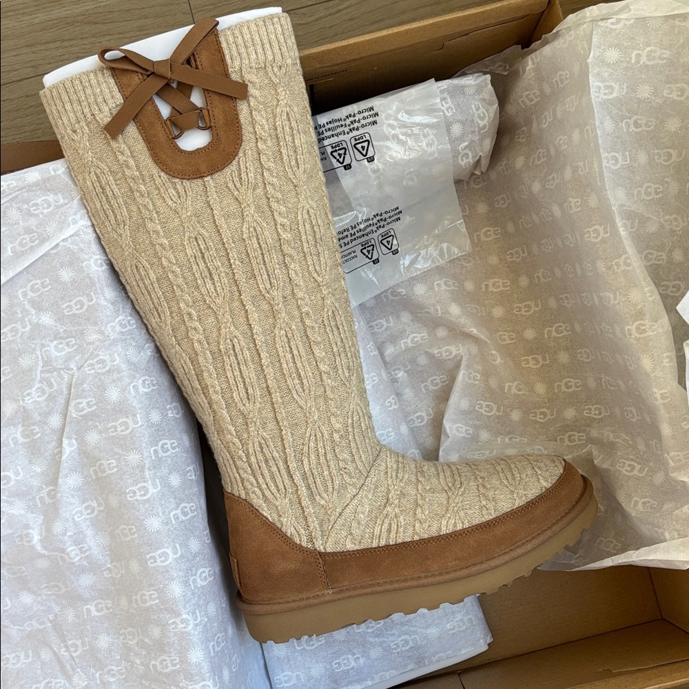 UGG Classic Tall Cabelle Knit - Picture 4 of 9